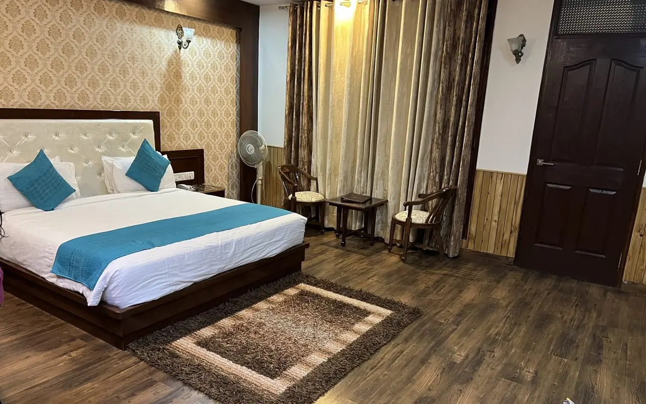 Phòng Hồng Cozy
